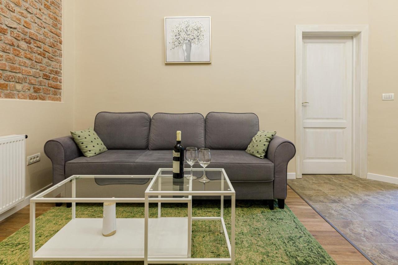 Beautiful Apartment In Heart Of Historical Center Temešvár Exteriér fotografie
